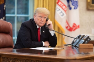 Izraeli dhe Libani në Bisedime Historike pas 34 Vjetësh: Trump Njofton Takimin e 16 Prillit Donald Trump në Zyrën Ovale